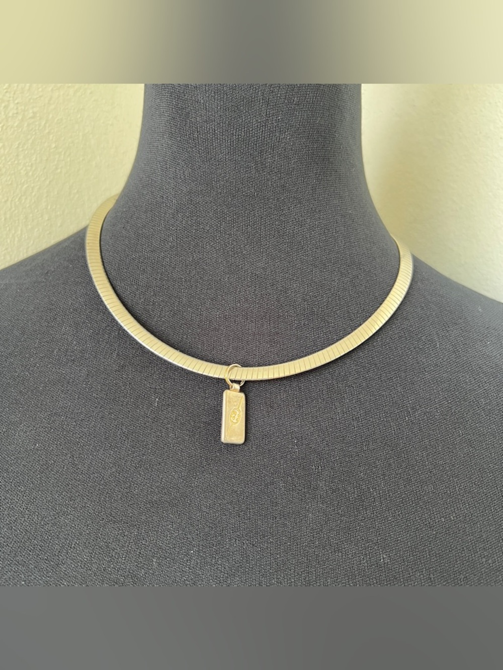 Vintage Gucci Italy GG Logo Tag Necklace - Picture 10 of 10